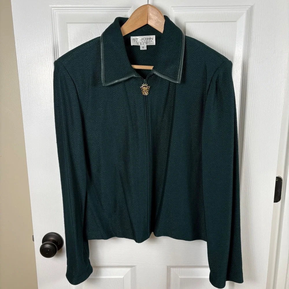 Vtg St. John Collection Skirt Suit 16 Green 3pc Knit Designer Quiet Luxury